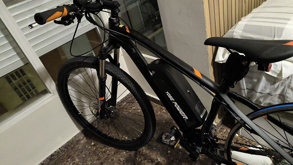 E-Bike Conversion Kit 36V 250W 28" Rear Motor Kit for Cassette with 36V 18Ah Battery and Charger