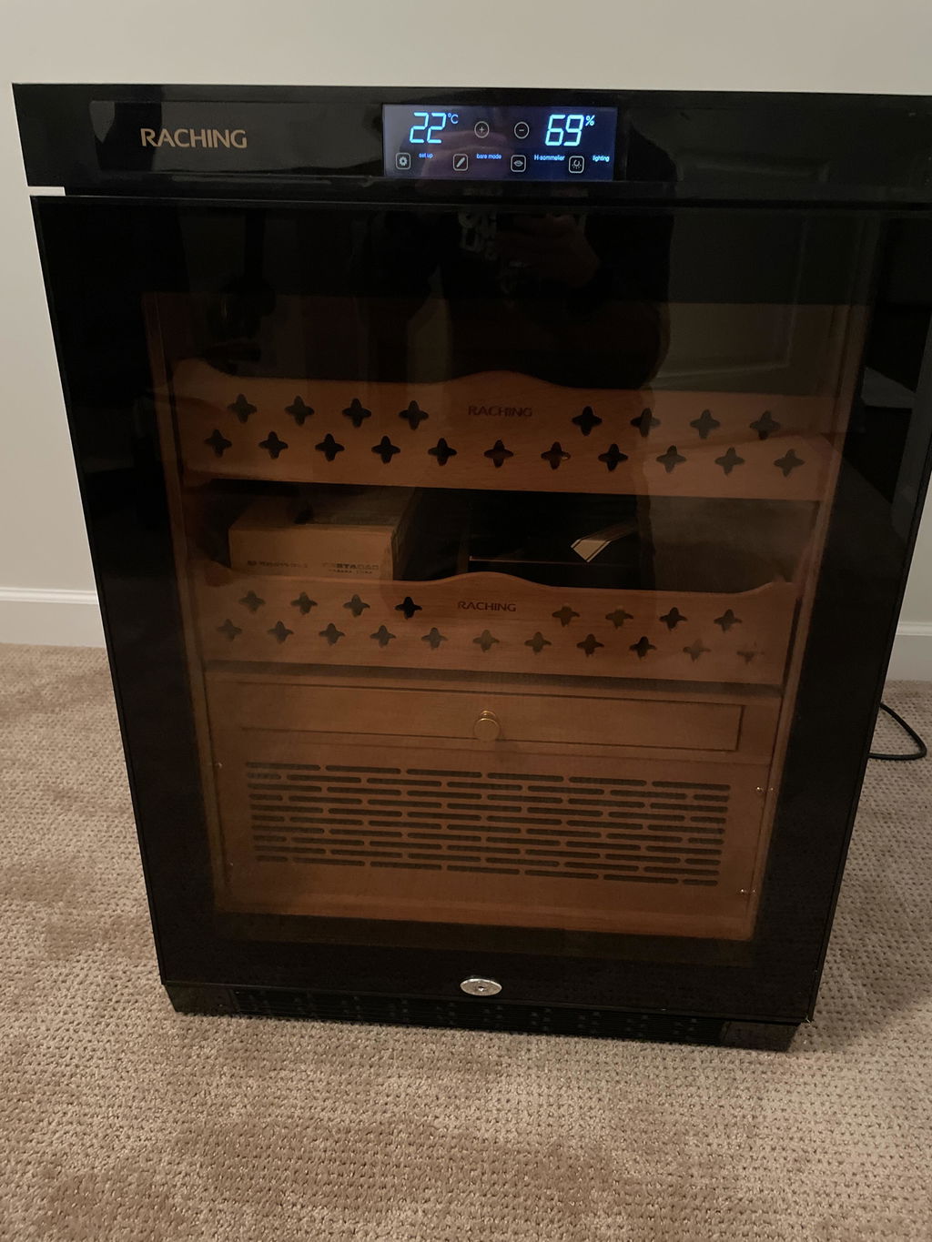 Raching MON800A Precision Climate Controlled Humidor | 600 Cigars