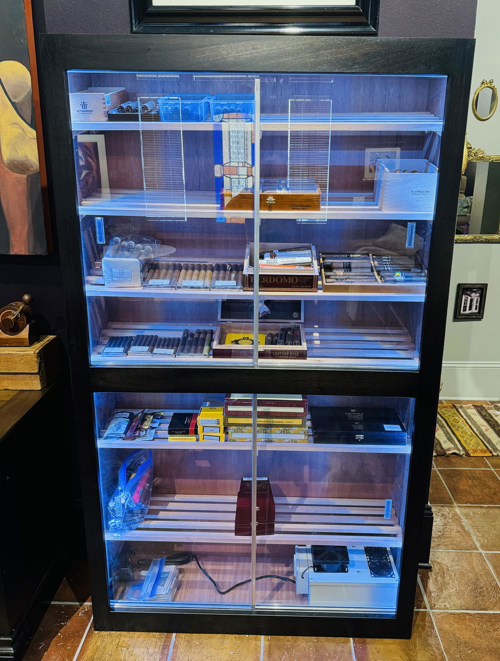 Model 3 Elegant Commercial Display Cigar Humidor
