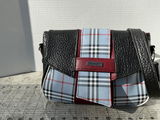 LD review photo