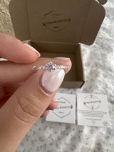 Lola review photo
