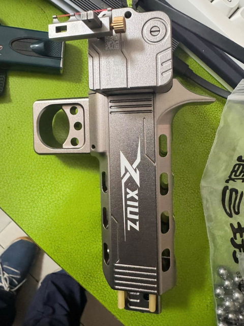Auto-Loading Slingshot Pro-Z22