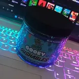 Y**e ** J**z review photo