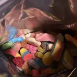 L**. review photo