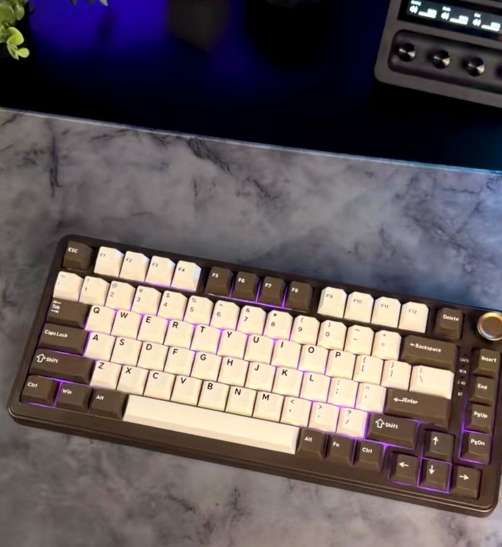 YUNZII B75 Pro Heart Wireless Mechanical Keyboard