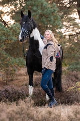 Annemieke review photo