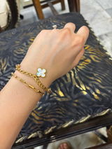 Sakshi review photo