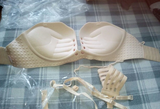 M. review photo