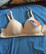 M. review photo