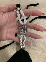 L. review photo