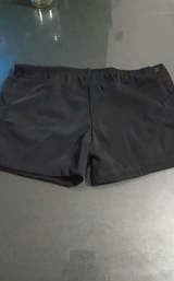 M. review photo