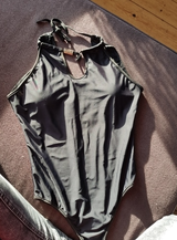 H. review photo
