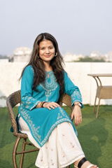 Prachi review photo