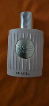 Elisa review photo