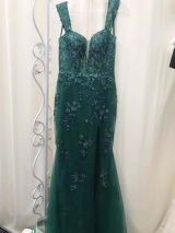 Camille Nora review photo