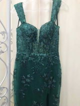 Nina Tout review photo