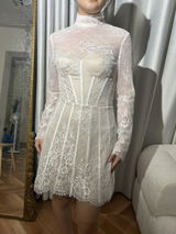 Vanessa Thackeray review photo