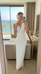Elvira Malachi review photo