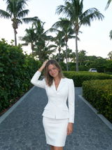 Una Keynes review photo