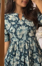 Janani review photo