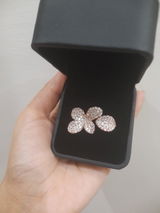 Minahil review photo
