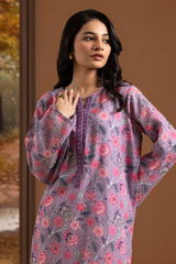 Quratulain Bajwa review photo