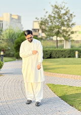 Zeeshan haider review photo