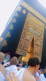 Iqra Javed review photo