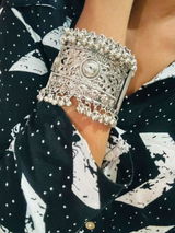 nidhi patel review photo
