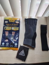 Leonard review photo