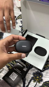 Hasan review photo