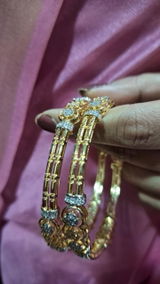 Urmi review photo