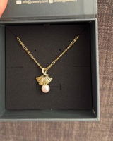 Dainty Gold Shell Pendant Necklace