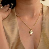 Dainty Gold Shell Pendant Necklace
