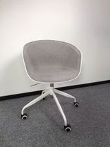 Augus T review photo