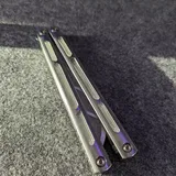 K.B. review photo