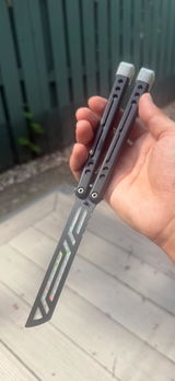 Lau review photo