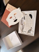 Merel review photo