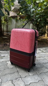 Rashmi Manohar review photo