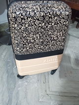 Ritika review photo