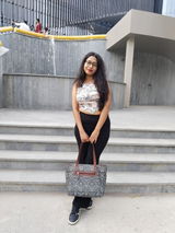 Prachi review photo