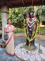 Vasanthi Harikumar Menon review photo
