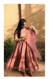 Bushra review photo