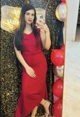 Jeena Khan review photo