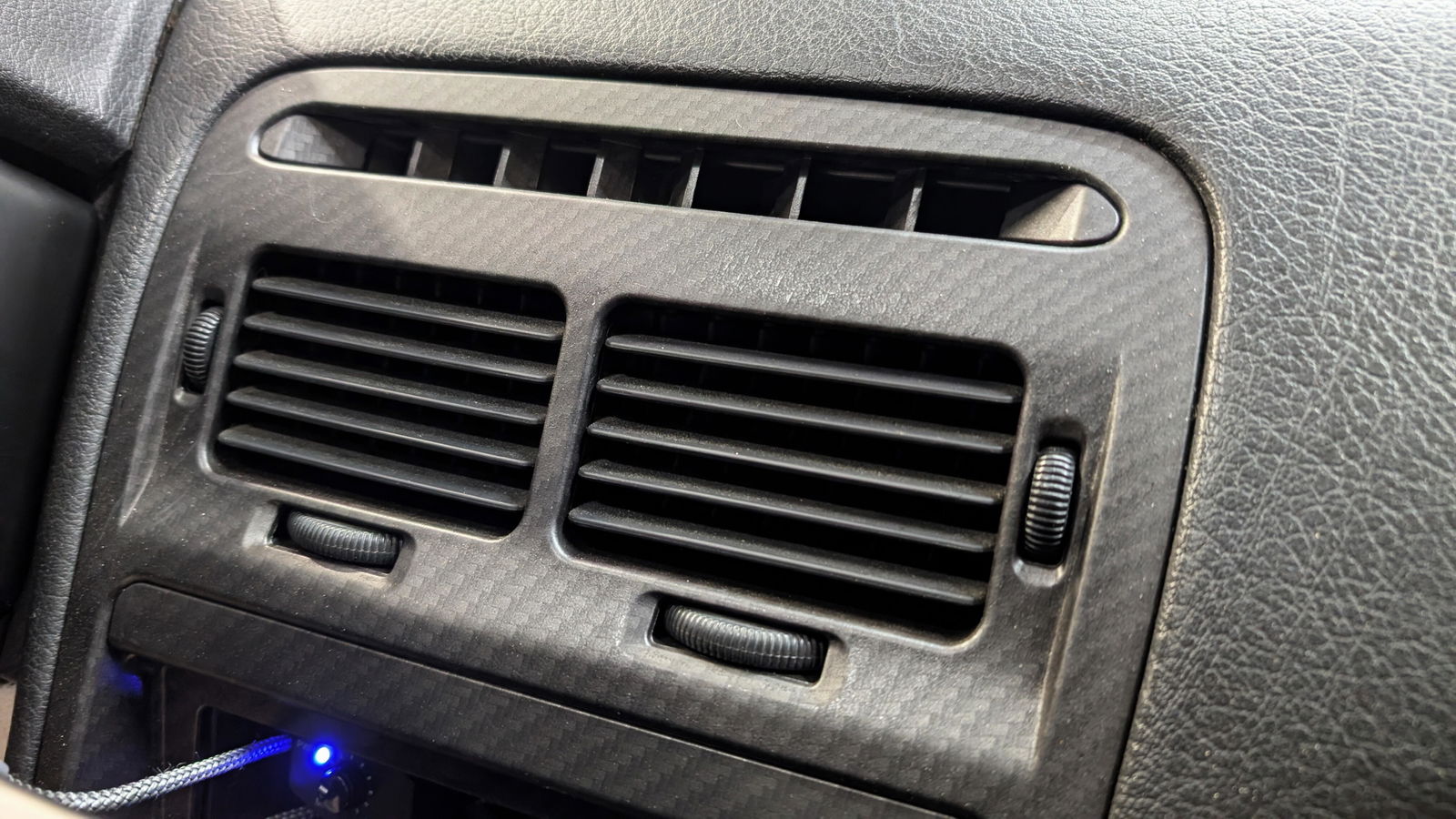 ZSPEC LHD Hydro-Dipped Double-Din Radio Bezel w/Brackets, Z32 300zx