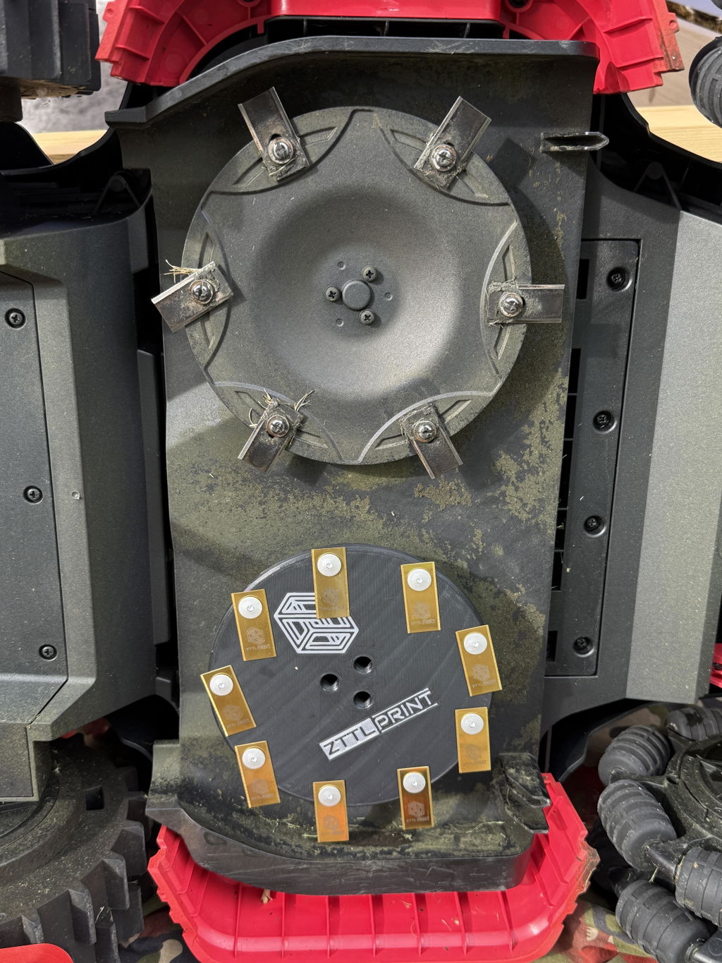 Dreame A3 AWD Mähroboter Performance Messerteller EVOlution MK4 ohne Zubehör
